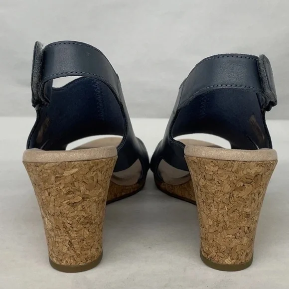 Clarks Women’s Lafley Joy Blue Grey Leather Wedge Strap Sandals Size 7.5W NEW - Picture 5 of 8